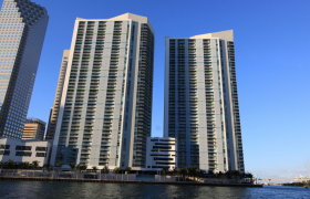 One Miami Condo. Condominiums for sale in Downtown Miami